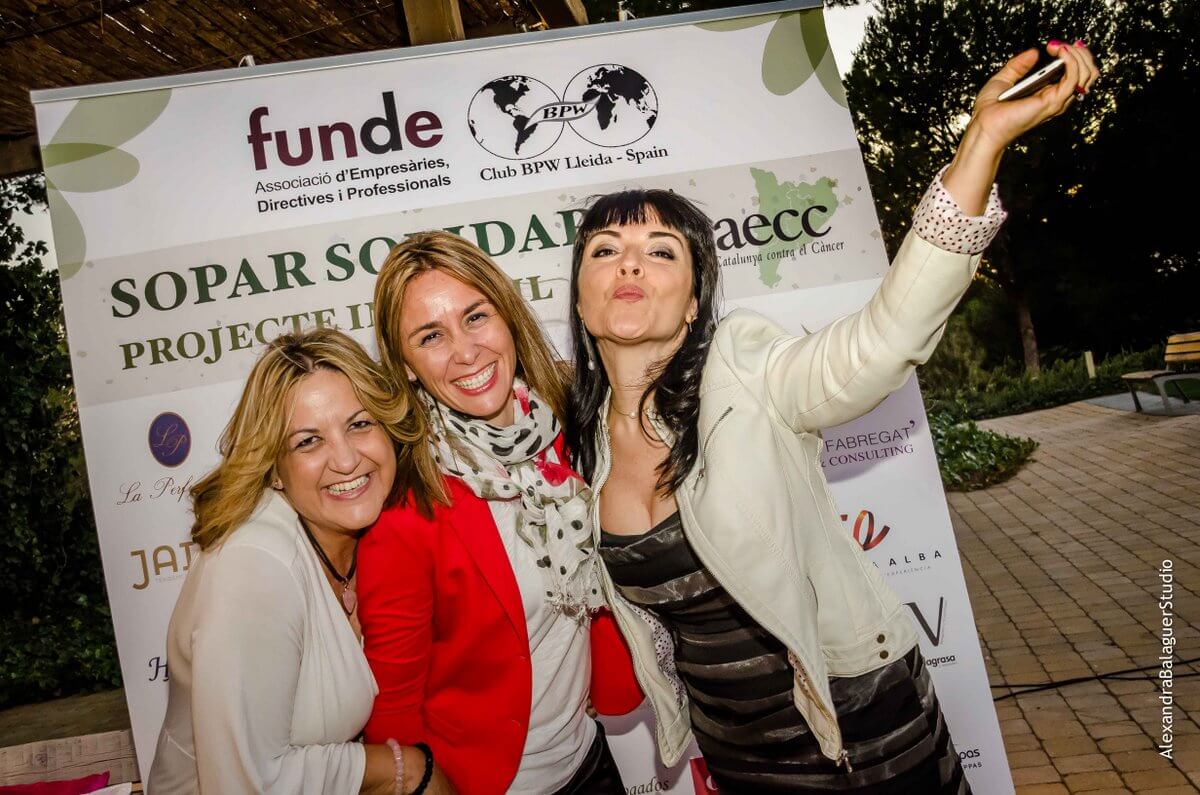 Sopar solidari AECC 2014